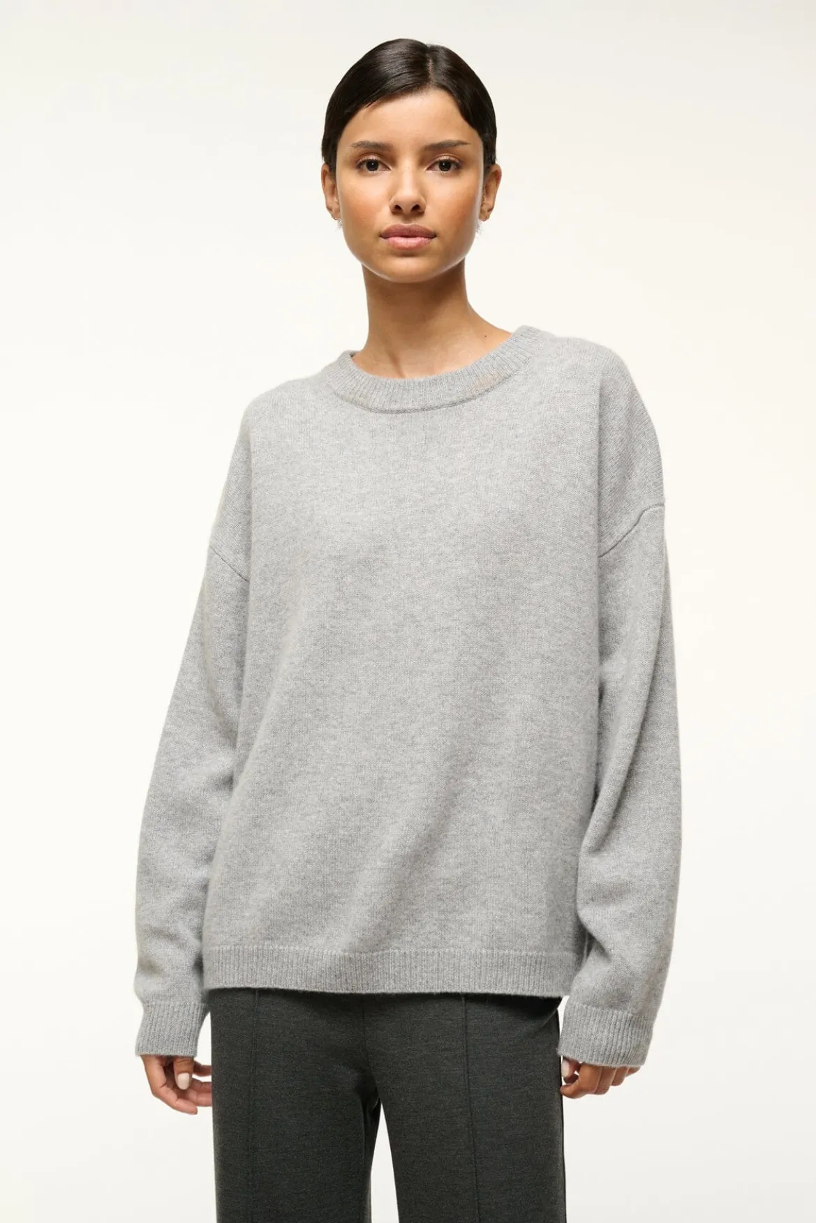 STAUD SERRANO CASHMERE RELAXED CREW HEATHER GREY